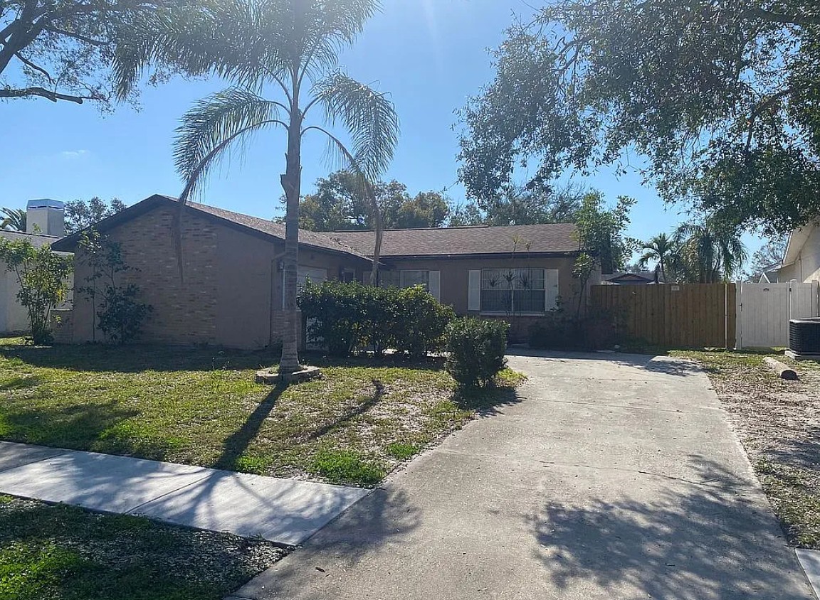 2 Bedroom House For Sale By Owner in Seminole, FL