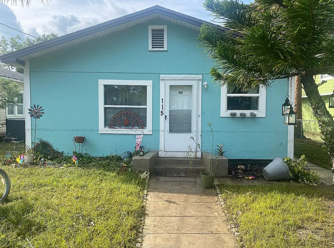 2 Bedroom House For Sale By Owner in Tarpon Springs, FL