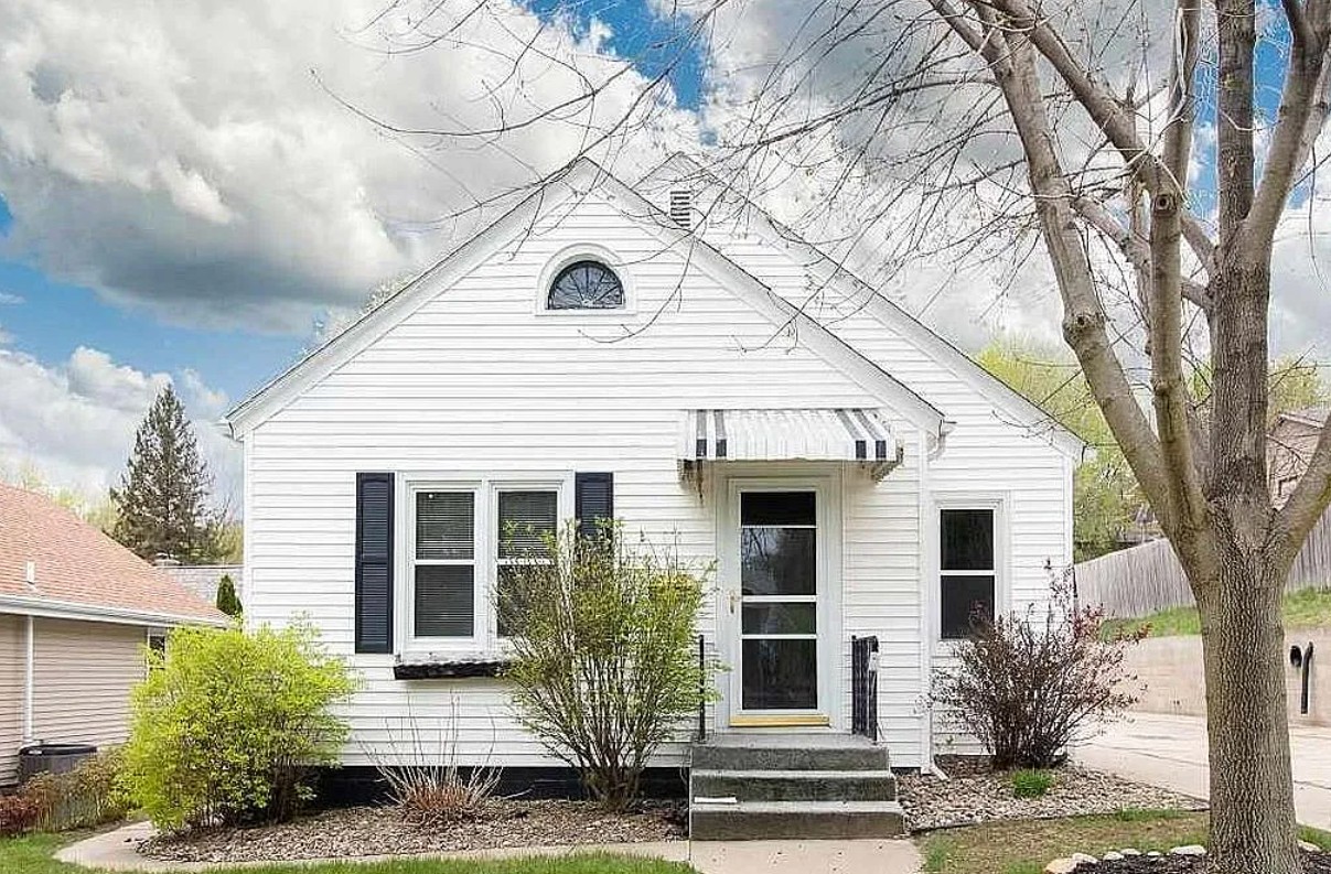 2 Bedroom House For Sale By Owner in Sioux City, IA