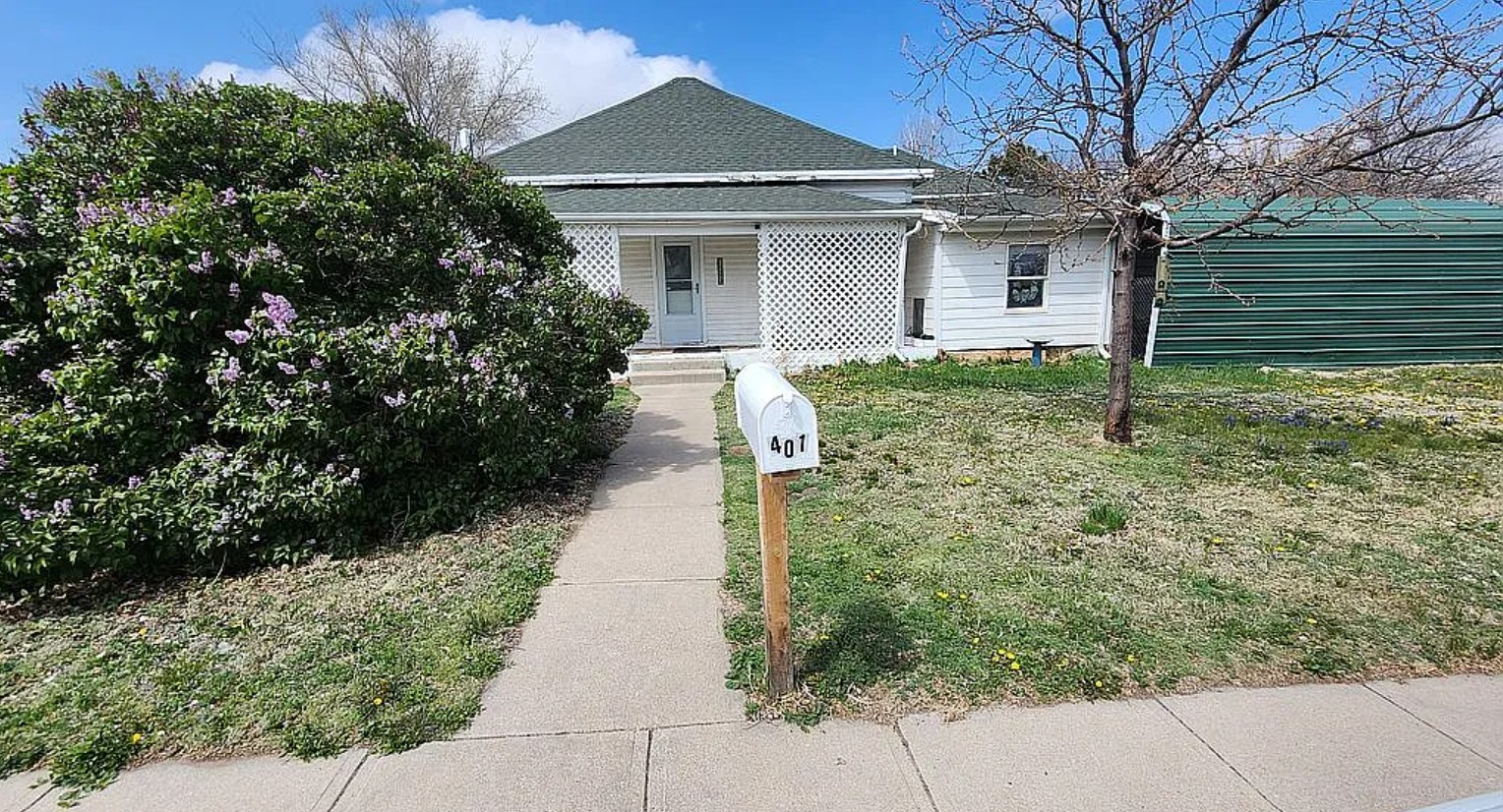 2 Bedroom House For Sale By Owner in Akron, CO