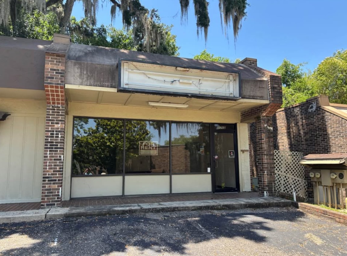 Commercial Retail Space for Rent by Owner in Duval Plaza