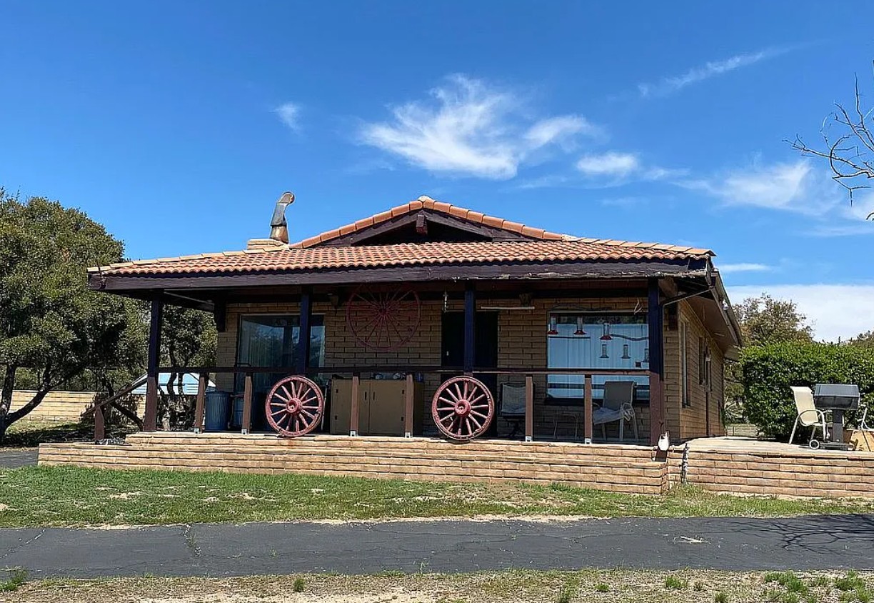 2 Bedroom House For Sale By Owner in Ranchita, CA 