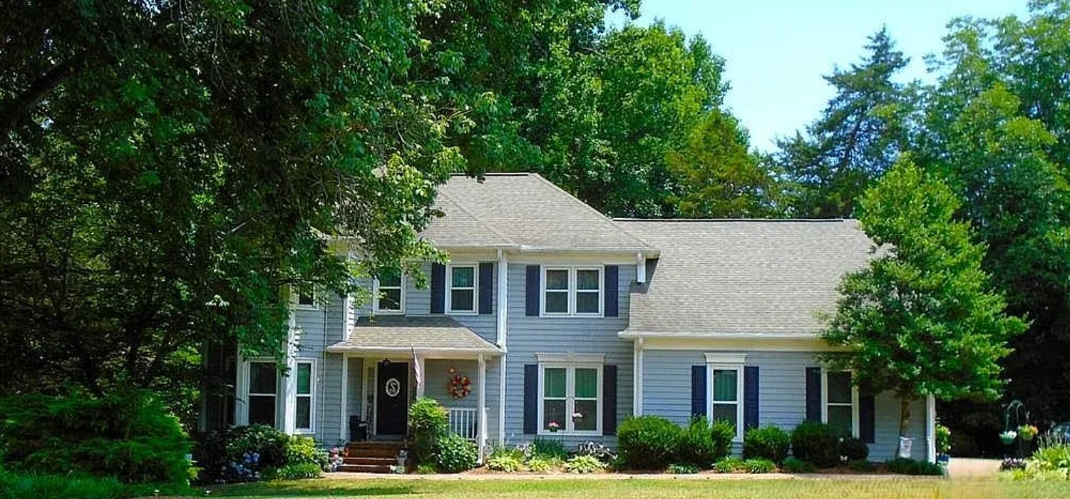 4 Bedroom House For Sale By Owner in Gastonia, NC