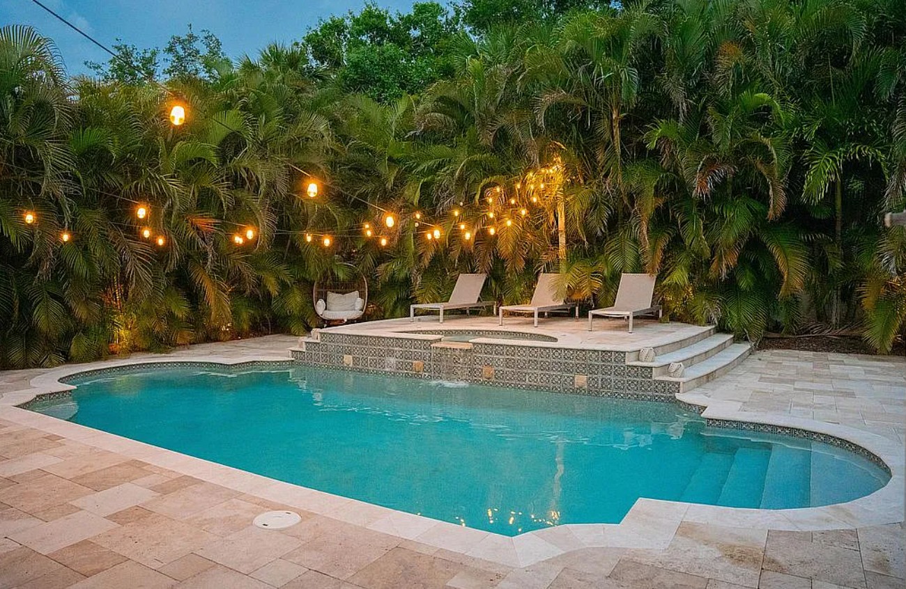 4 Bedroom Pool House For Sale By Owner in Vero Beach, FL