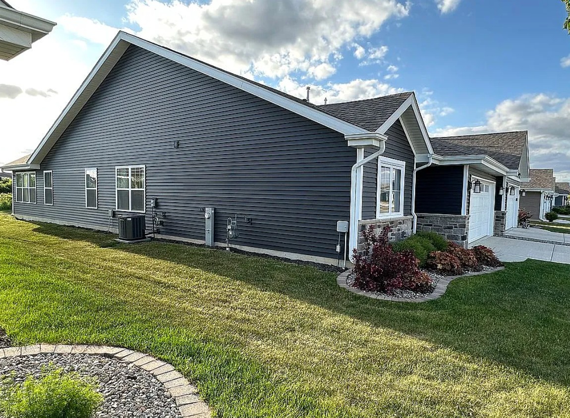 2 Bedroom Townhouse For Sale By Owner in Cedar Lake, IN 
