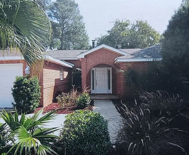 3 Bedroom House For Sale By Owner in Gulf Breeze, FL