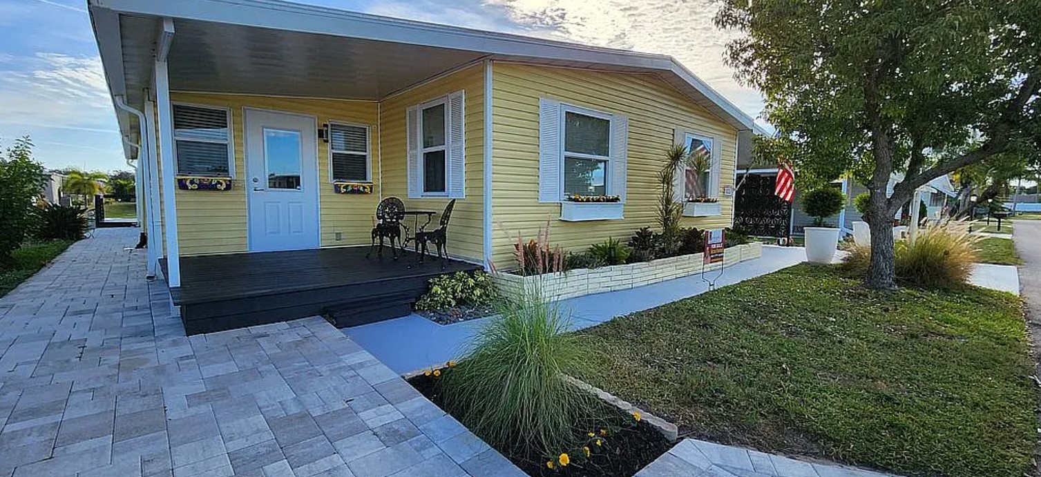 2 Bedroom House For Sale By Owner in Sarasota, FL