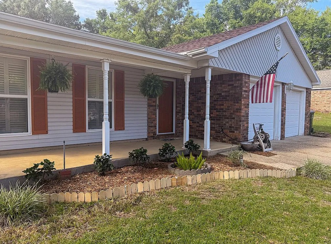 3 Bedroom House For Sale By Owner in Pensacola, FL