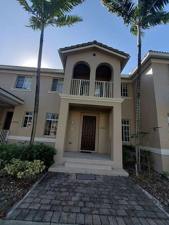 2 Bedroom House For Sale By Owner in Homestead, FL