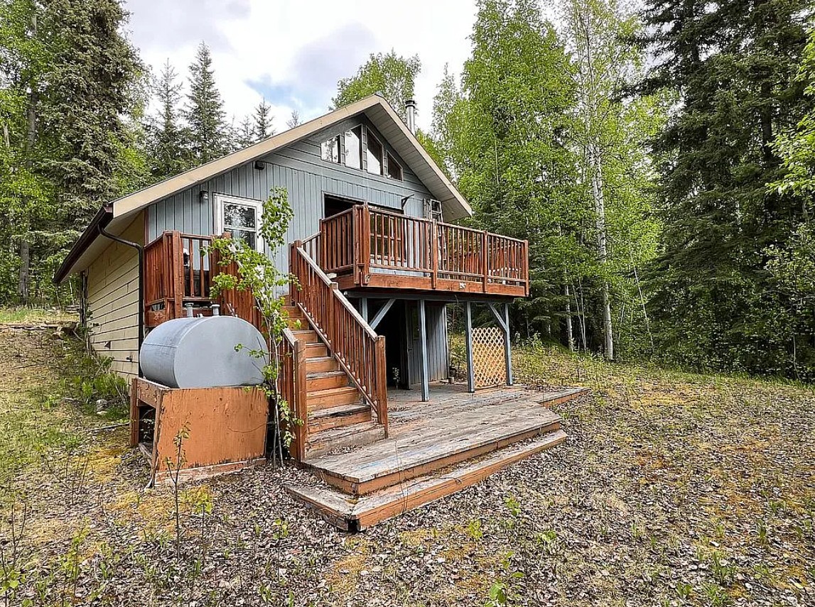 2 Bedroom Cabin For Sale By Owner in Fairbanks, AK