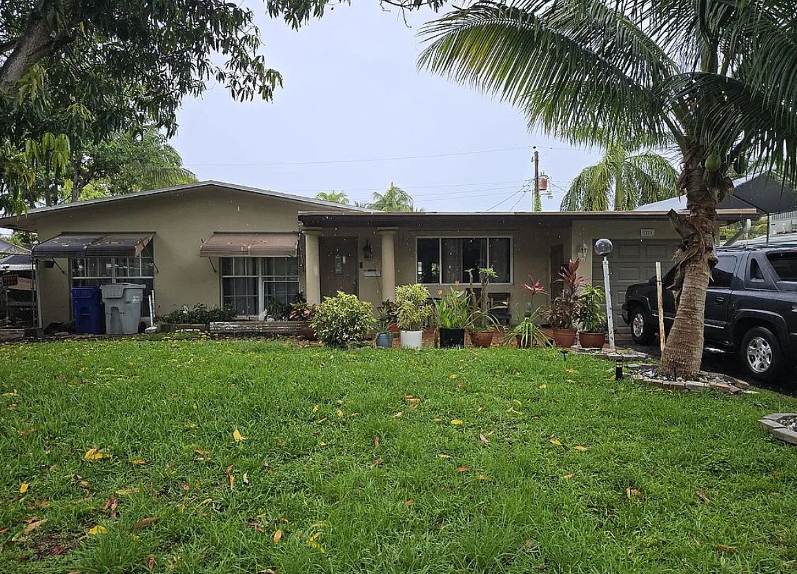 3 Bedroom House For Sale By Owner in Pompano Beach, FL 