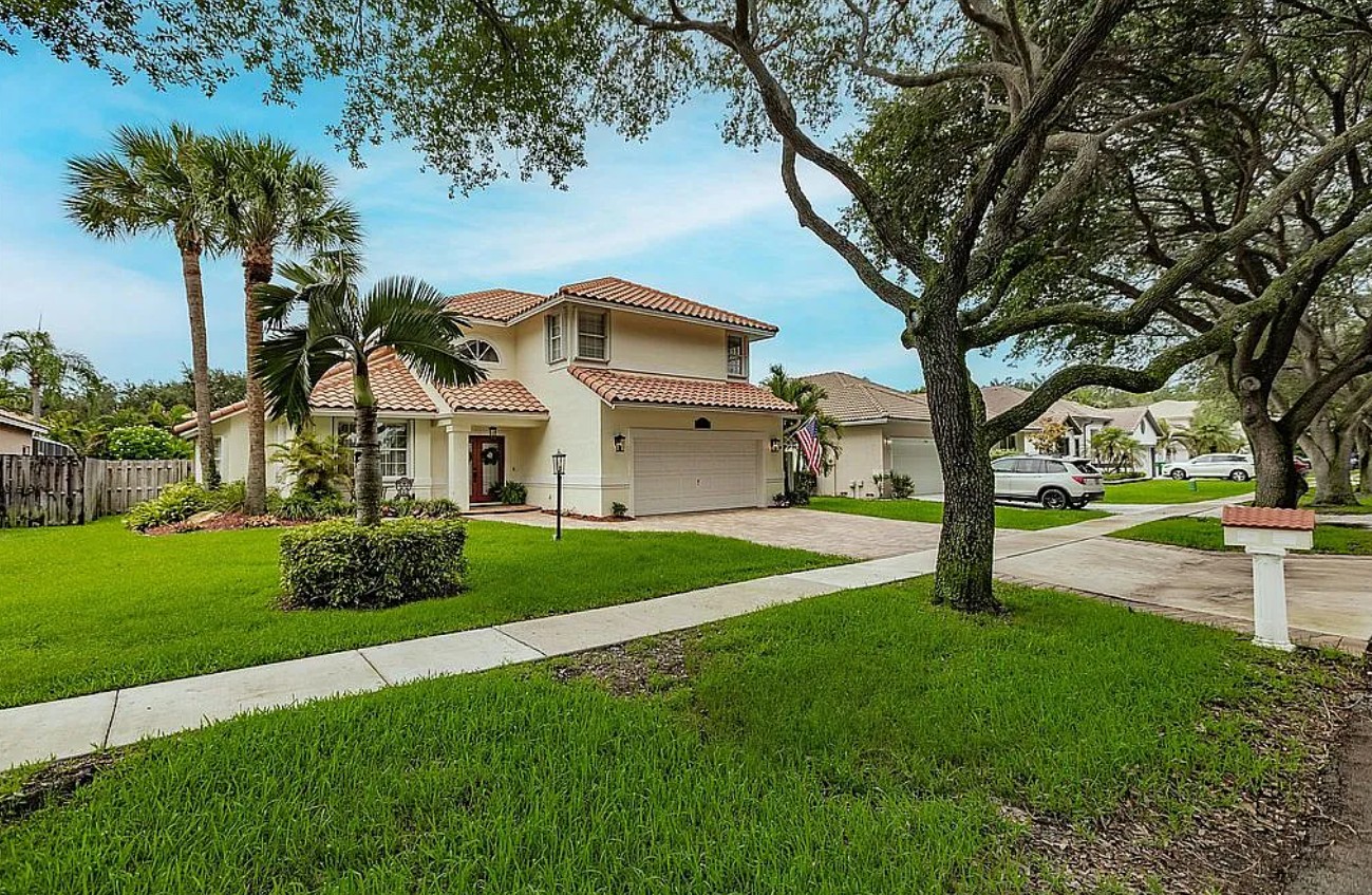 4 Bedroom House For Sale By Owner in Cooper City, FL