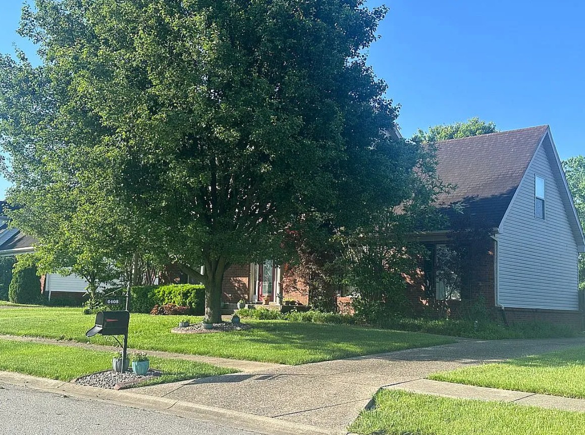 4 Bedroom House For Sale By Owner in Louisville, KY 