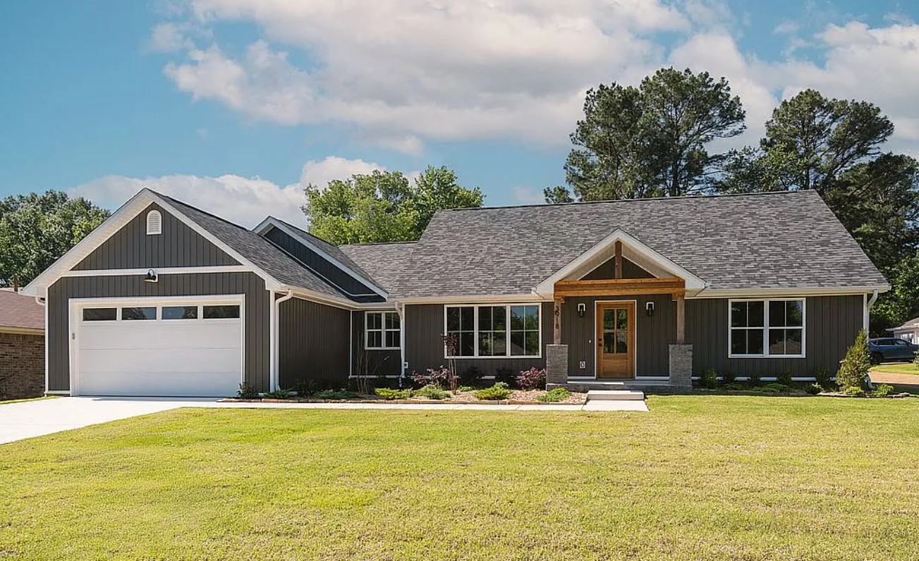 3 Bedroom House For Sale By Owner in Fort Smith, AR 
