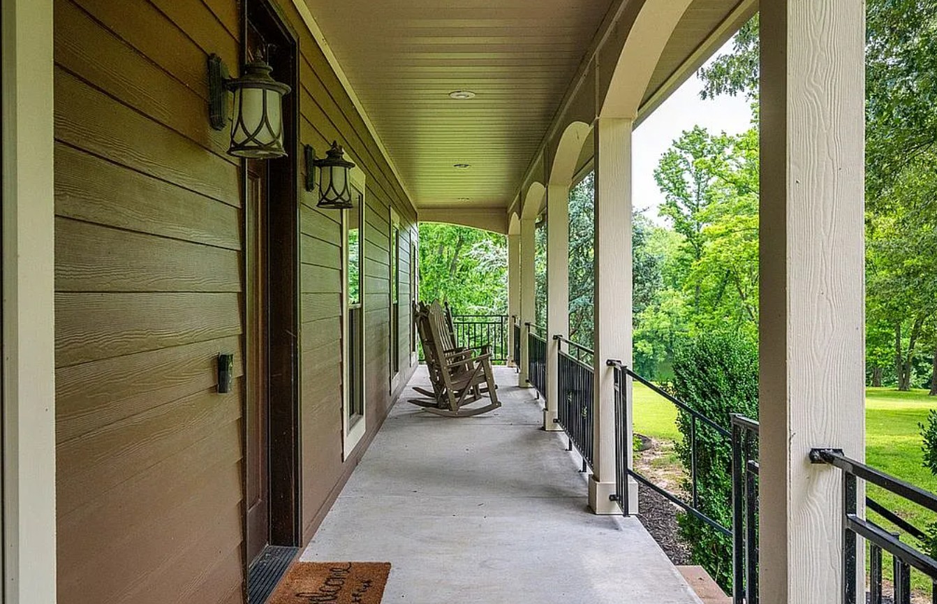 3 Bedroom House For Sale By Owner in Batesville, AR 