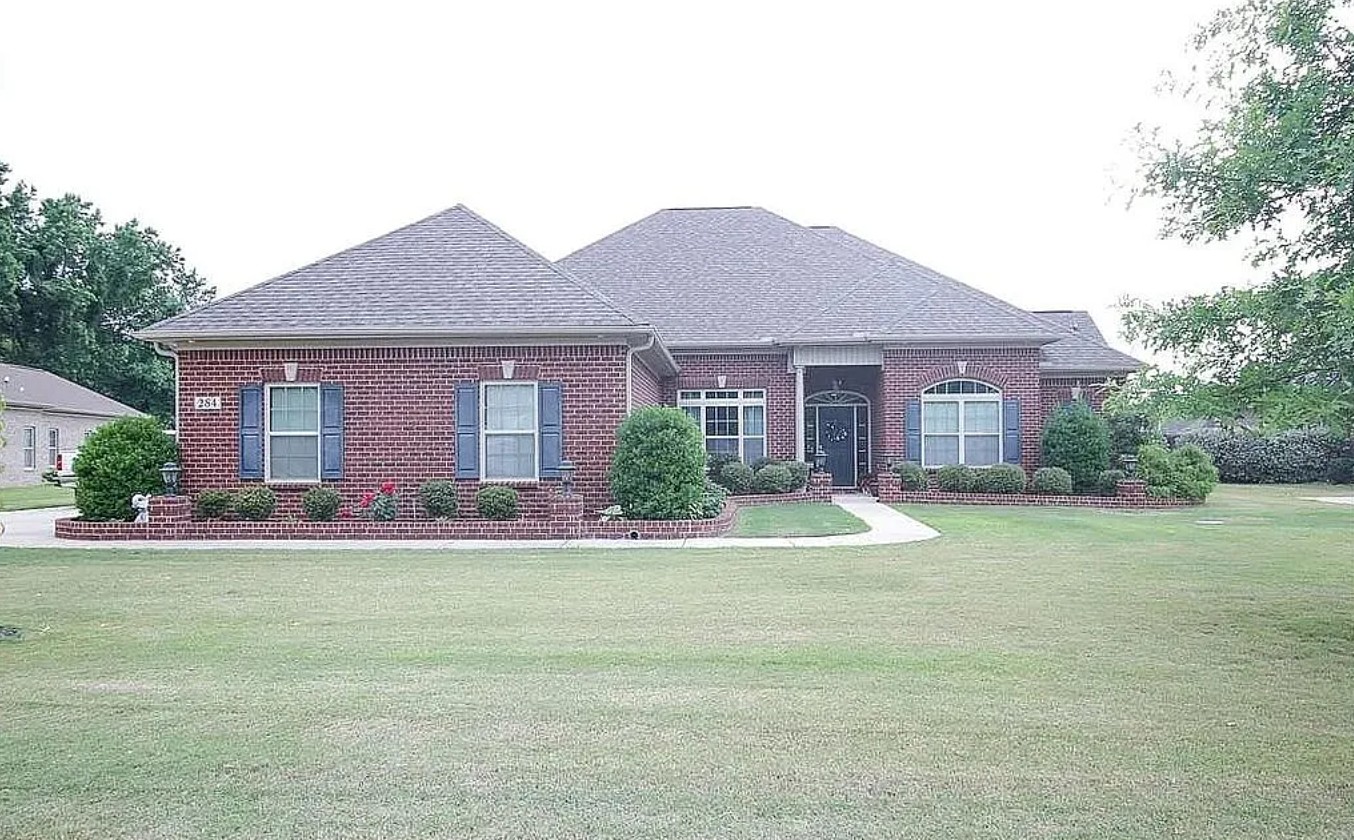 3 Bedroom House For Sale By Owner in Harvest, AL
