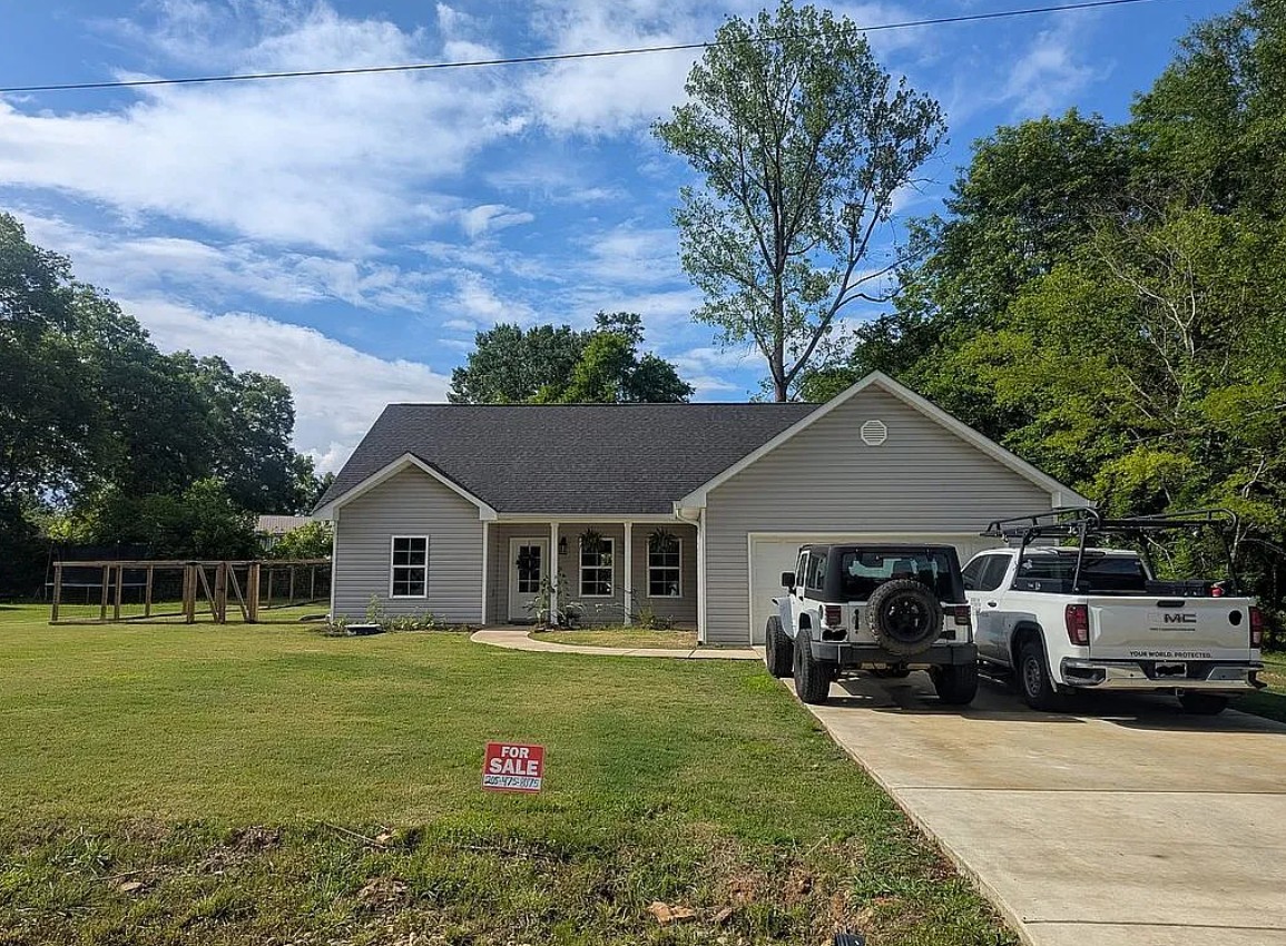 3 Bedroom House For Sale By Owner in Calera, AL
