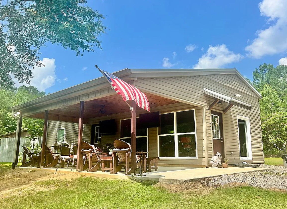 1 Bedroom Cabin For Sale By Owner in Northport, AL