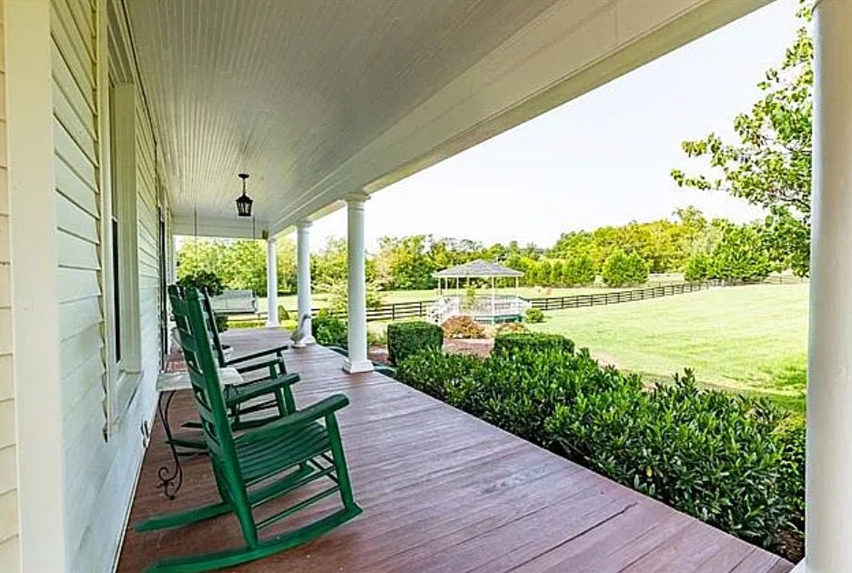 Home and Land For Sale By Owner in Dandridge, TN 