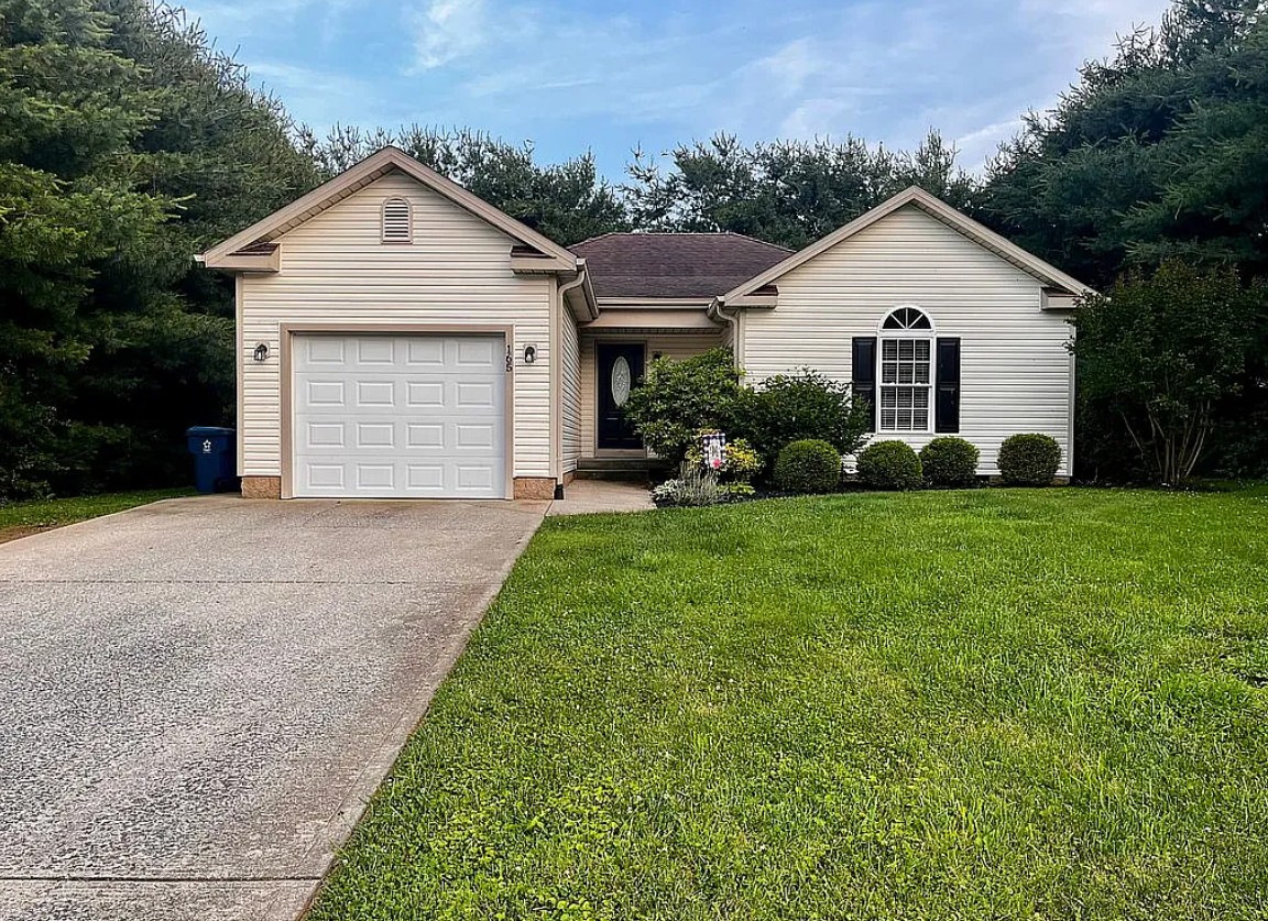 3 Bedroom House For Sale By Owner in Stanford, KY 