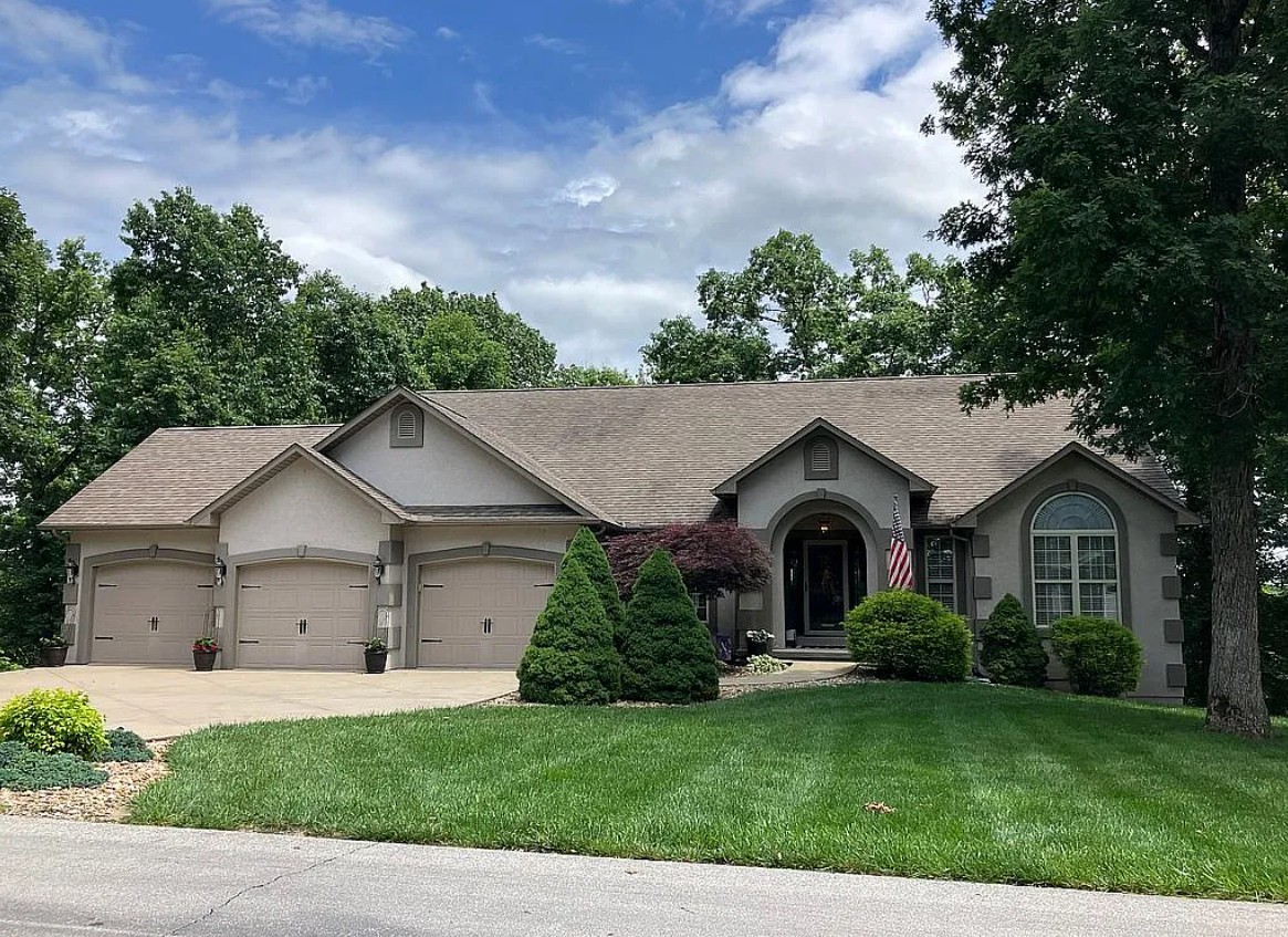 4 Bedroom House For Sale By Owner in Lake Ozark, MO