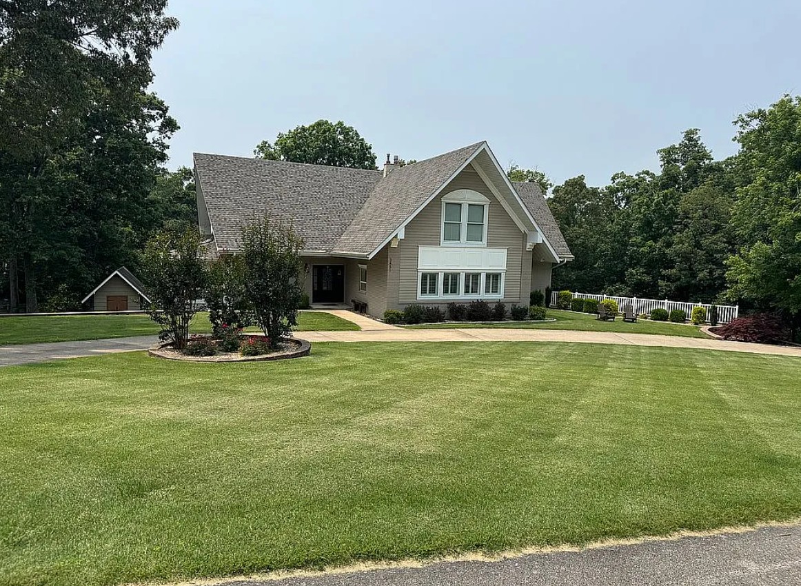 6 Bedroom House For Sale By Owner in Poplar Bluff, MO