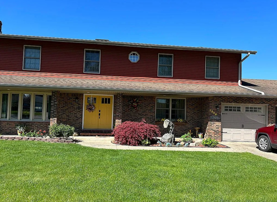 4 Bedroom House For Sale By Owner in Rochester, IN 