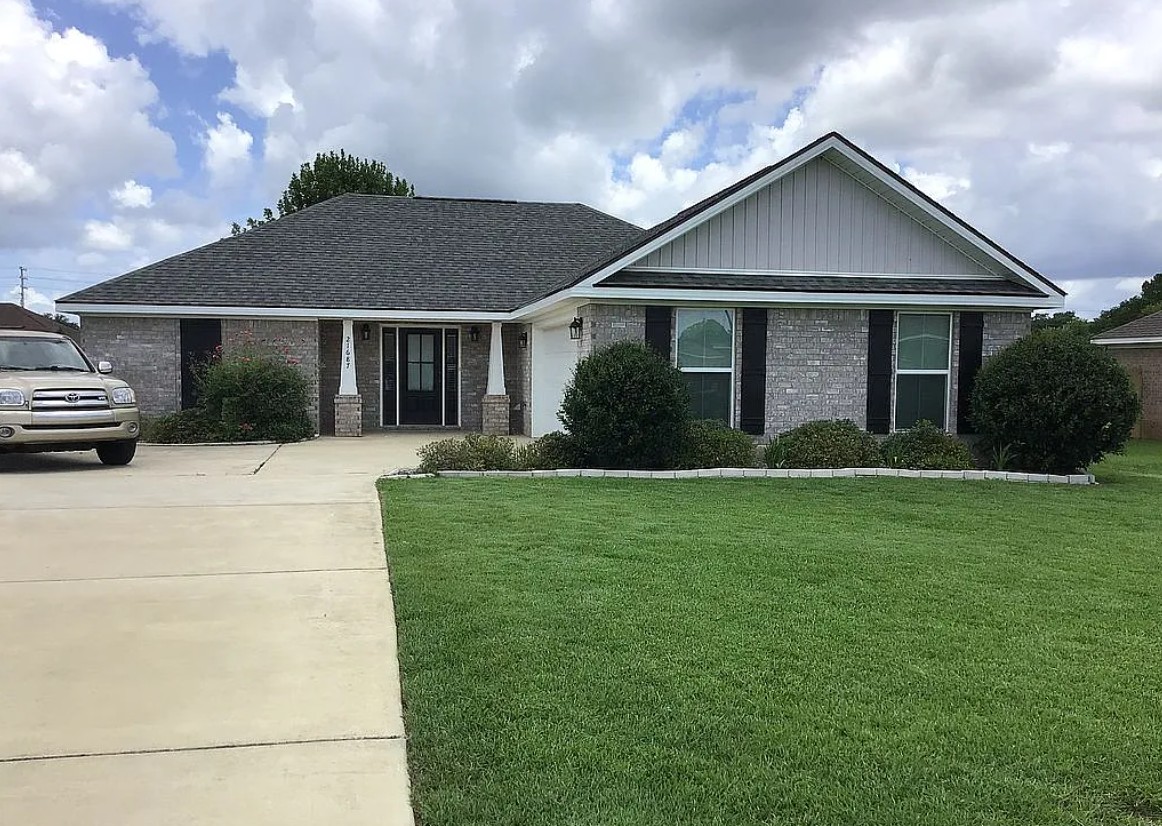 3 Bedroom House For Sale By Owner in Robertsdale, AL