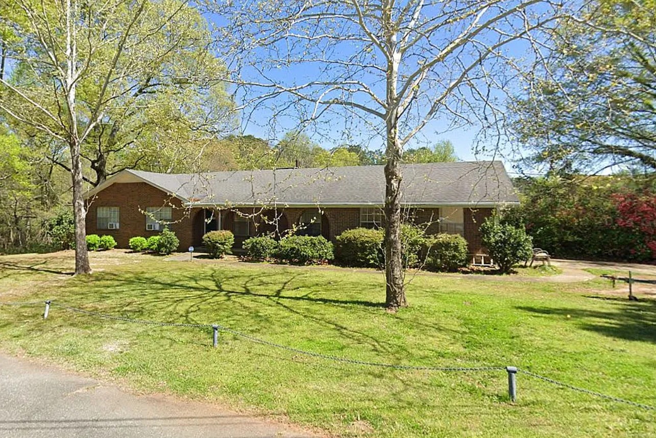 3 Bedroom House For Sale By Owner in Alexander City, AL