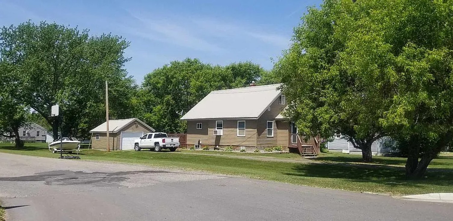 3 Bedroom House For Sale By Owner International Falls, MN 