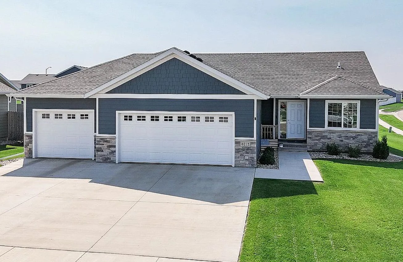 5 Bedroom House For Sale By Owner in Sioux Falls, SD 