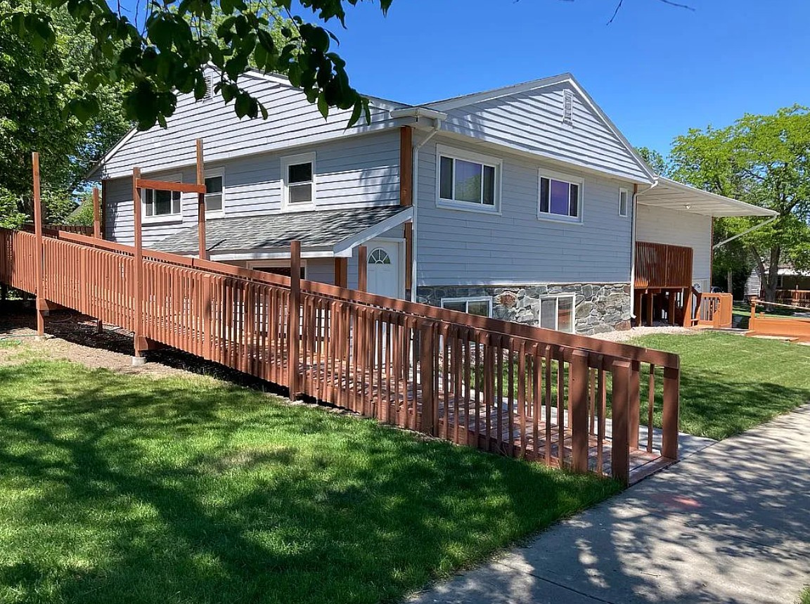 5 Bedroom House For Sale By Owner in Rapid City, SD 