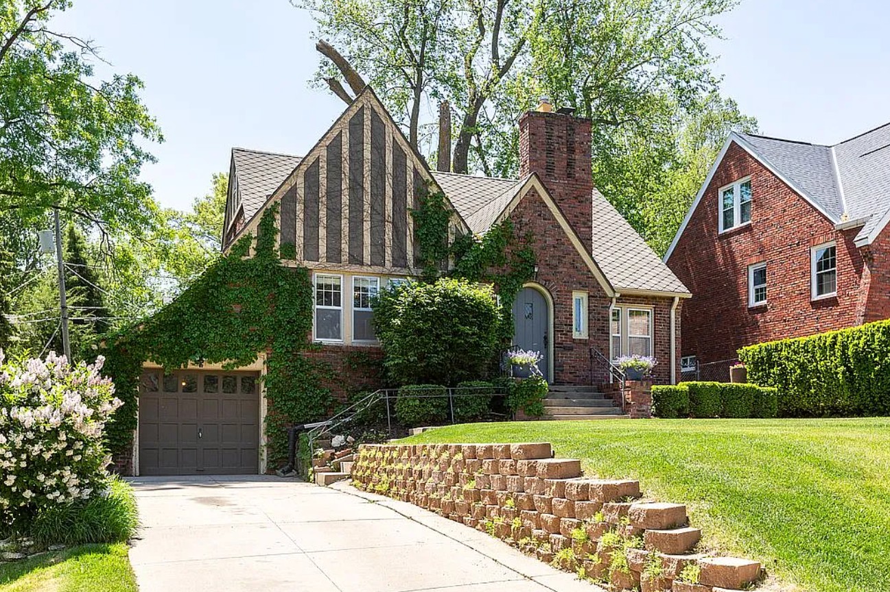 Tudor Style House For Sale By Owner in Omaha, NE 