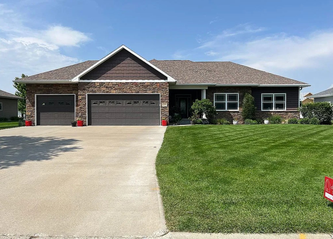 6 Bedroom House For Sale By Owner in South Sioux City, NE 