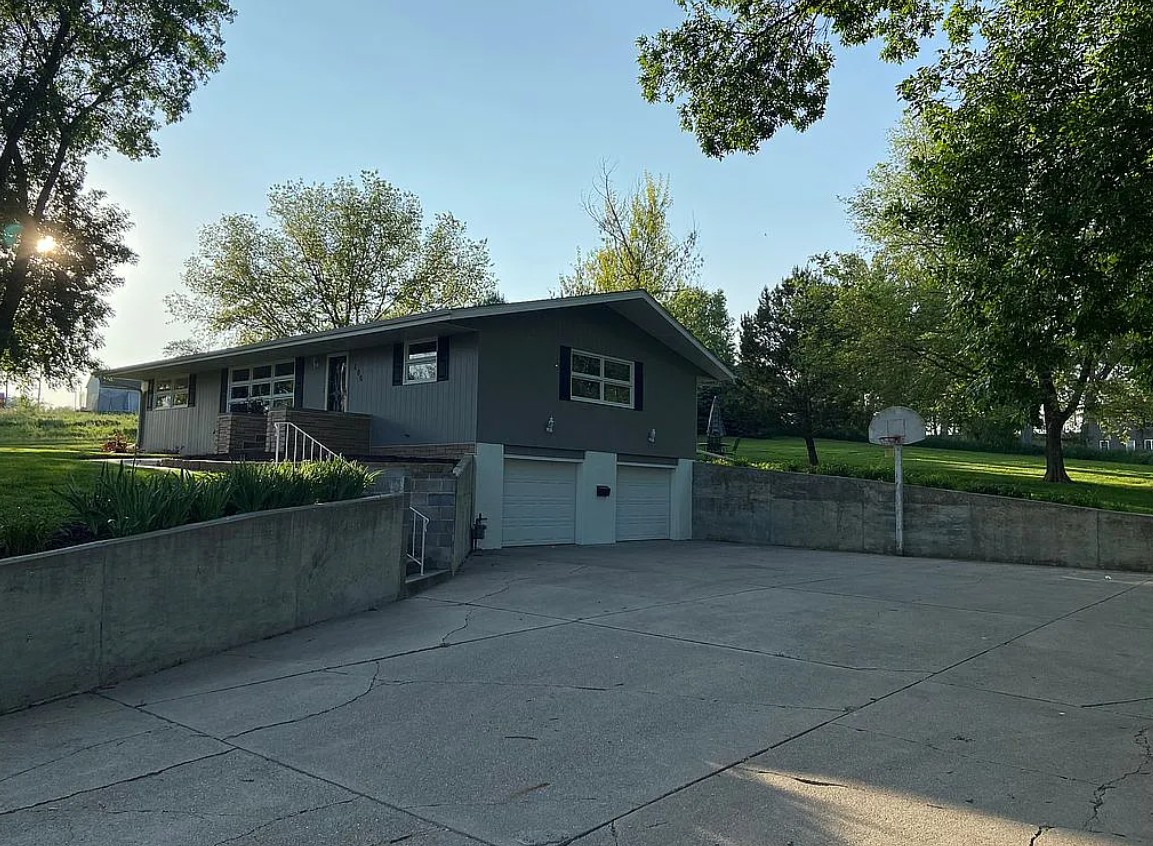 3 Bedroom House For Sale By Owner in Stanton, NE 