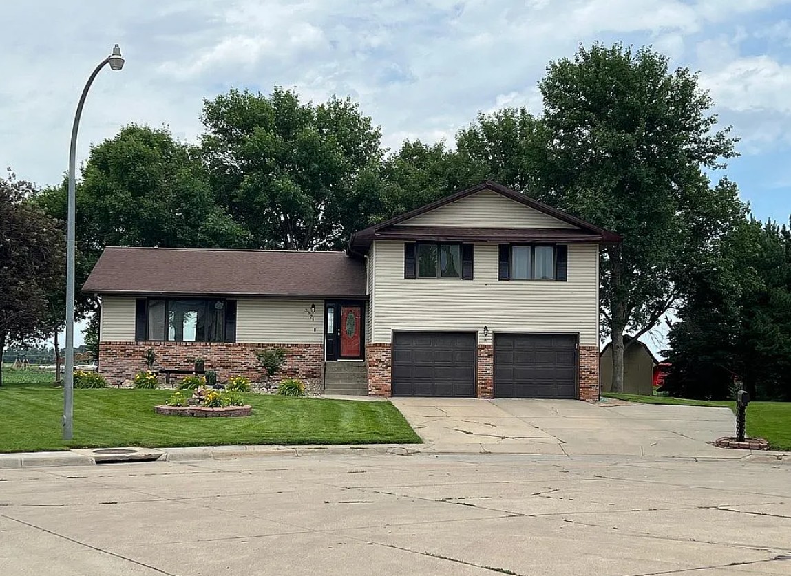 4 Bedroom House For Sale By Owner in Columbus, NE 