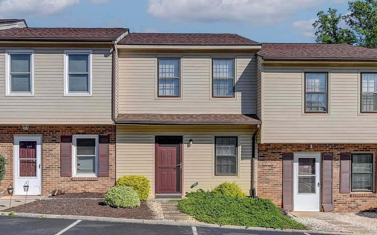 2 Bedroom Townhouse For Sale By Owner in Lynchburg, VA 