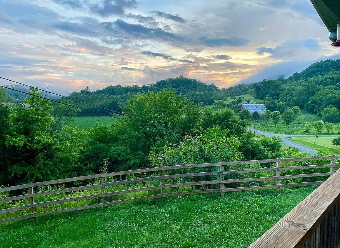 3 Bedroom Cabin For Sale By Owner in Jonesville, VA 