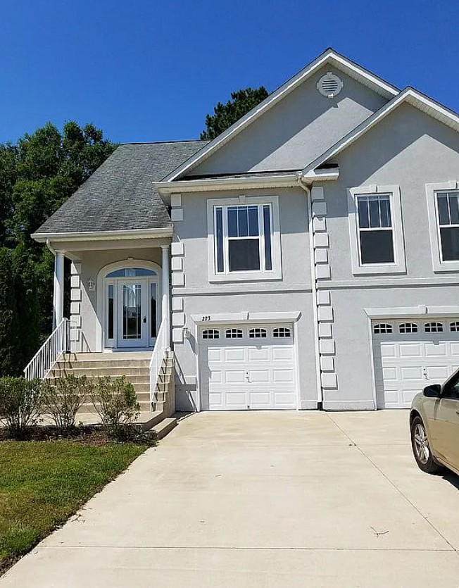 3 Bedroom House For Sale By Owner in Colonial Beach, VA