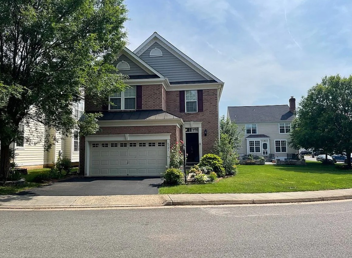 4 Bedroom House For Sale By Owner in Haymarket, VA