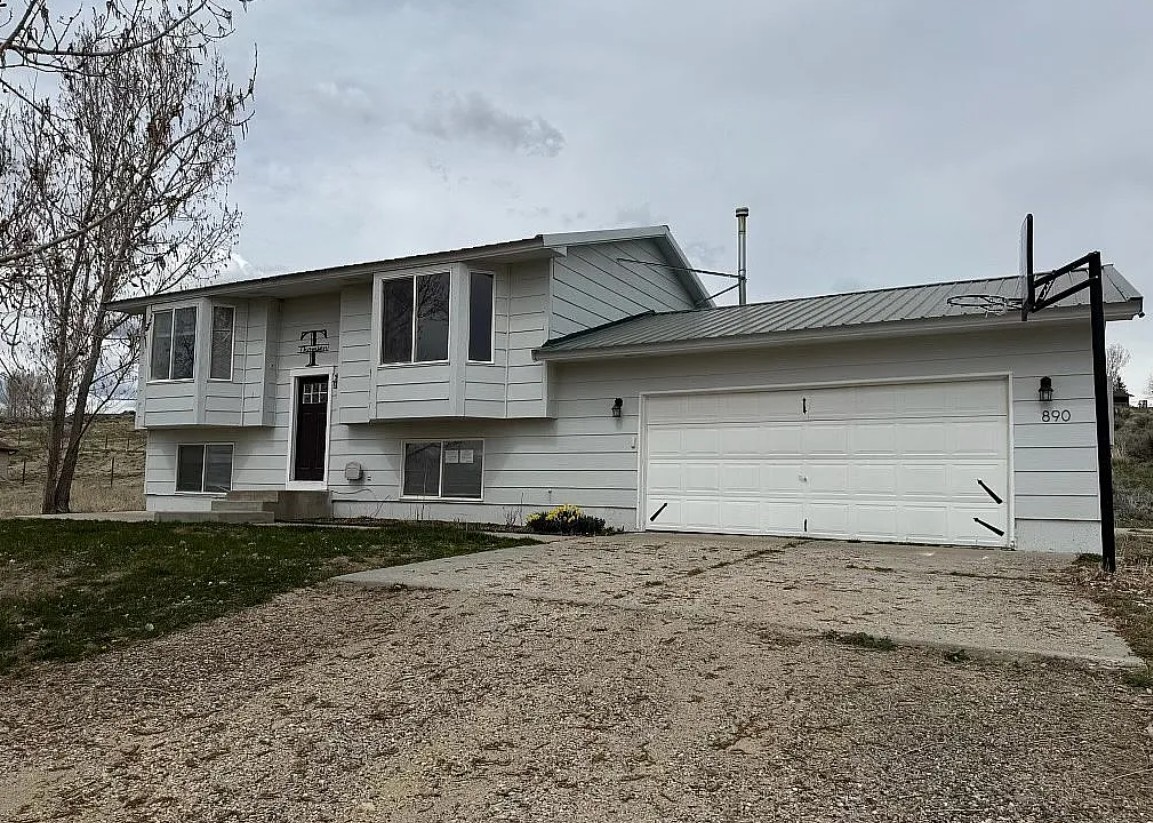 3 Bedroom House For Sale By Owner in Spring Creek, NV