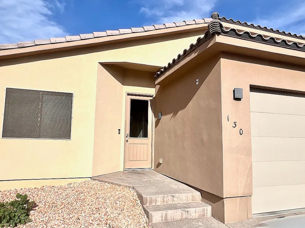 3 Bedroom Townhouse For Sale By Owner in Mesquite, NV 
