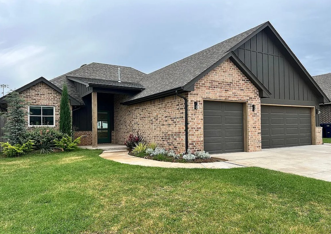 3 Bedroom House For Sale By Owner in Yukon, OK