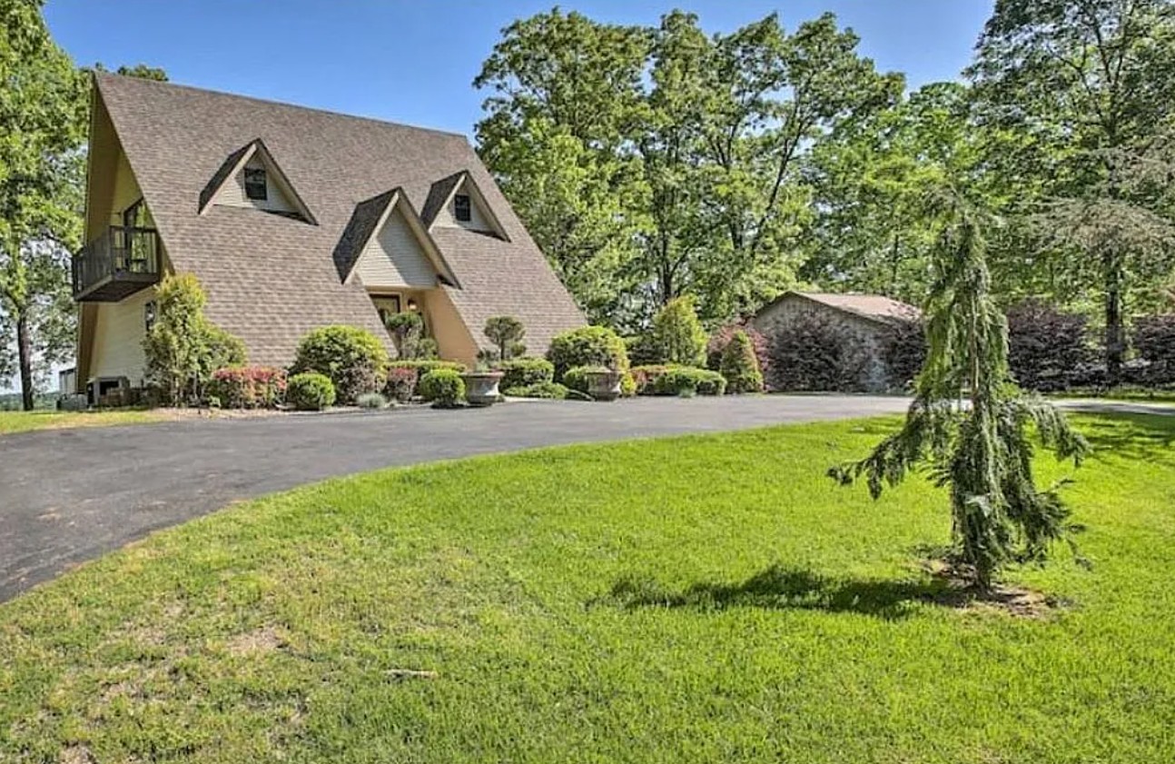 A Frame House For Sale By Owner in Hot Springs, AR 