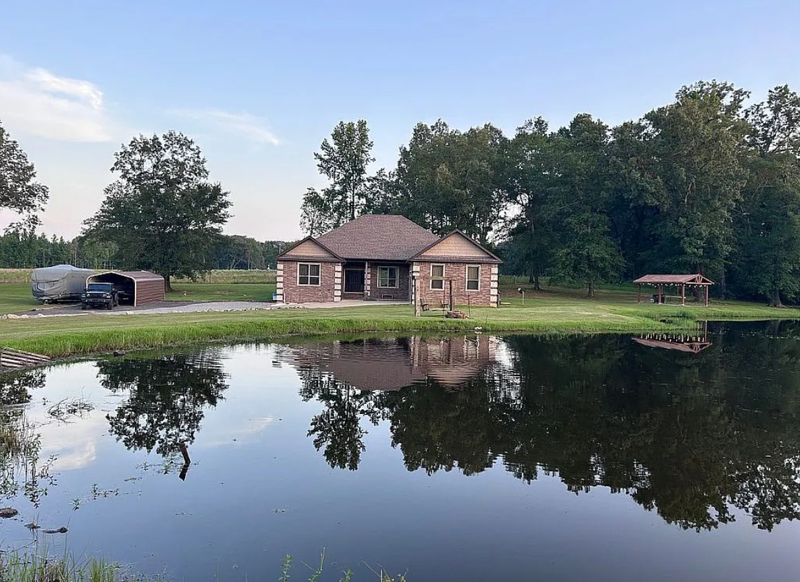 4 Bedroom House For Sale By Owner in Carlisle, AR 