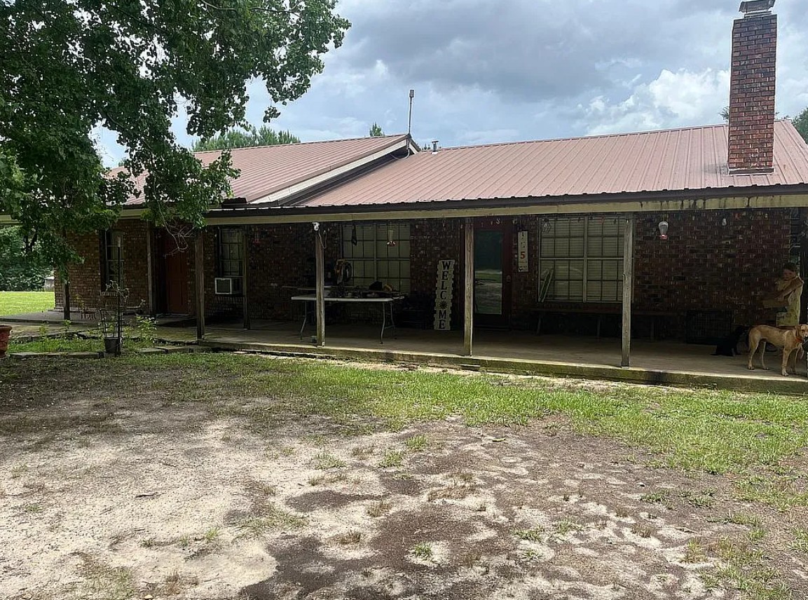 5 Bedroom House For Sale By Owner in Brooklyn, MS 