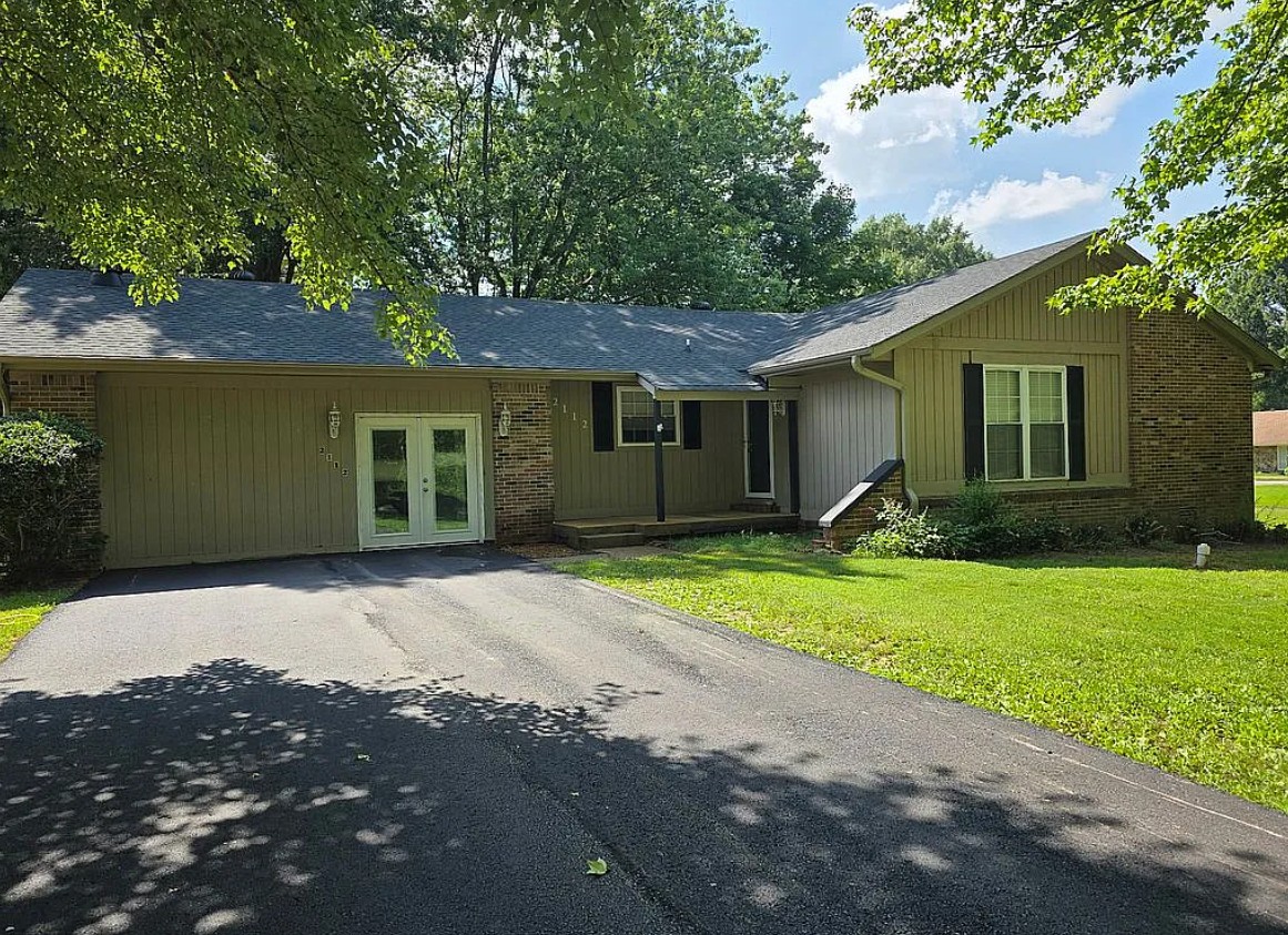 4 Bedroom House For Sale By Owner in Milan, TN