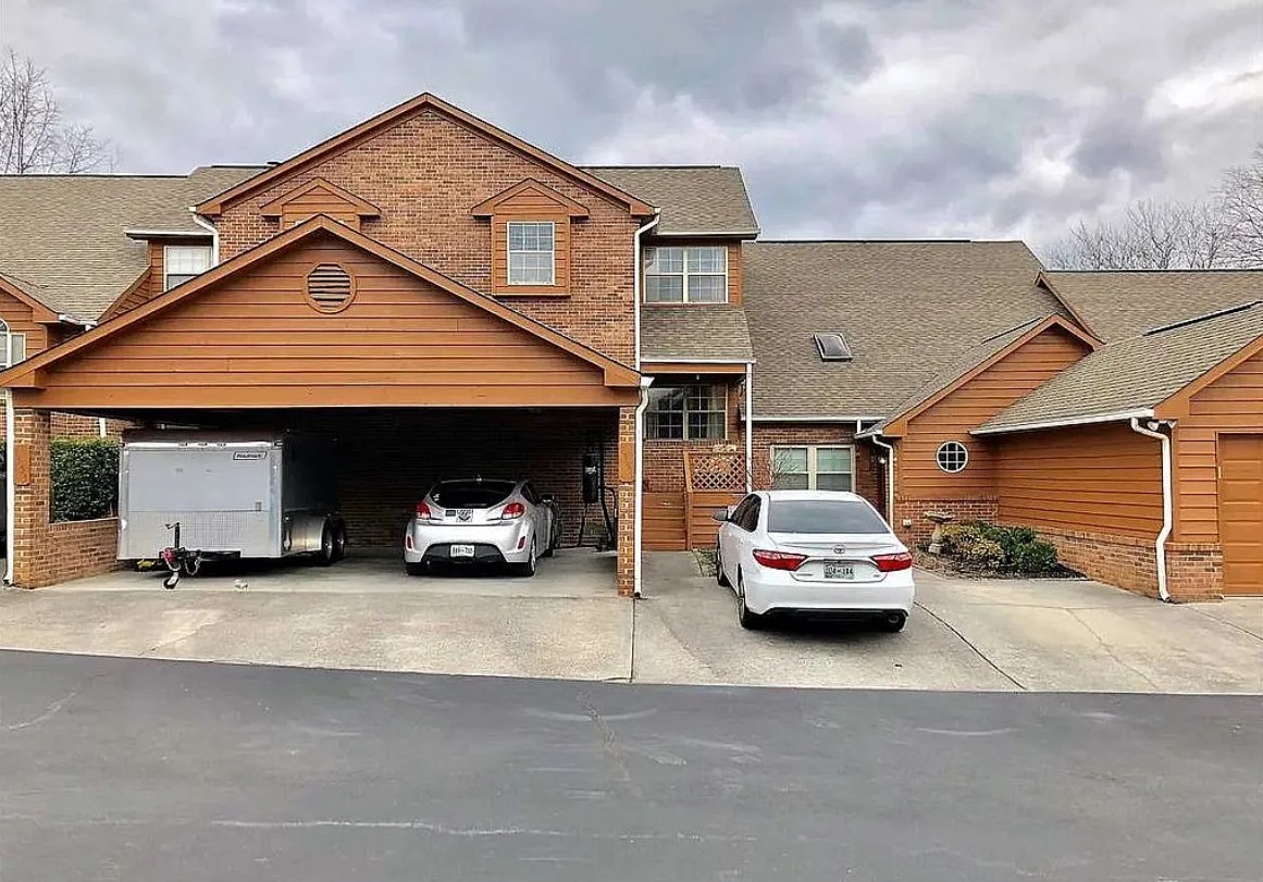 2 Bedroom House For Sale By Owner in Morristown, TN 