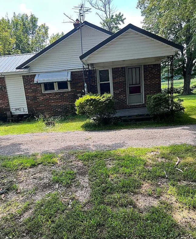 2 Bedroom House For Sale By Owner in Newbern, TN 