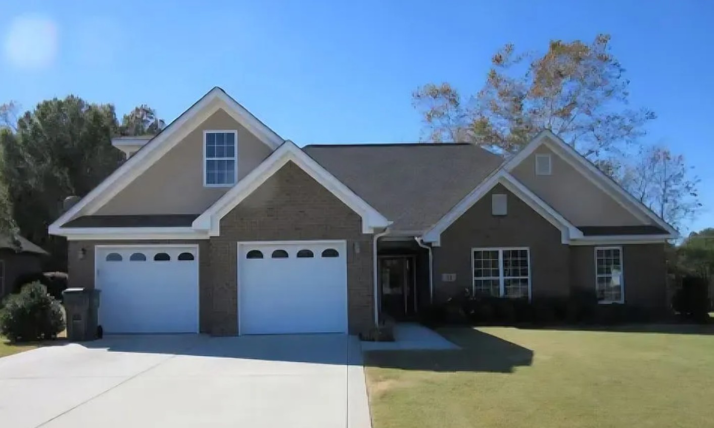 4 Bedroom House For Sale By Owner in Trinity, AL 